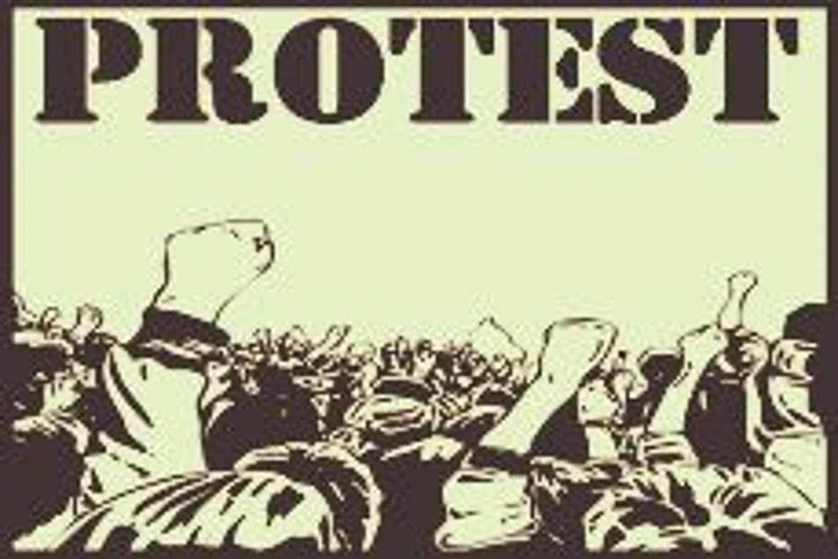PROTEST AT SDH DARHAL | MO report establishes ambulance absence during patient’s referral