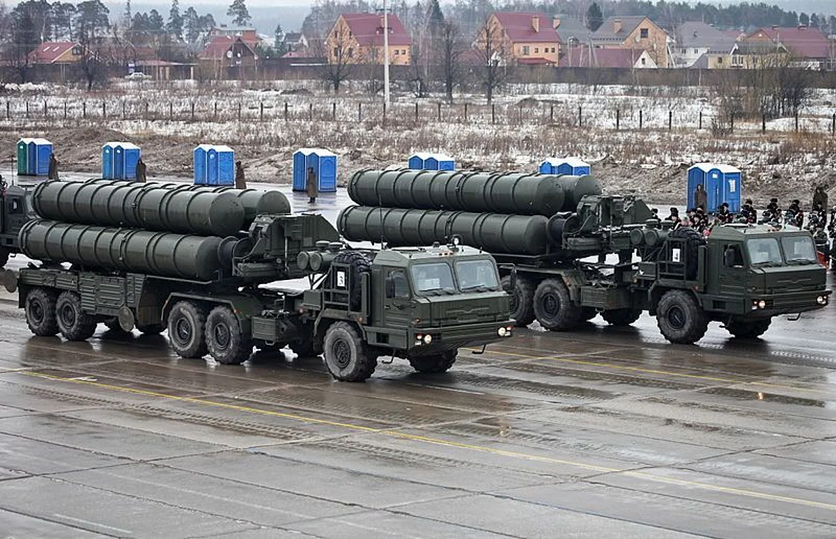Deployment of first regiment of S-400 to be completed next month