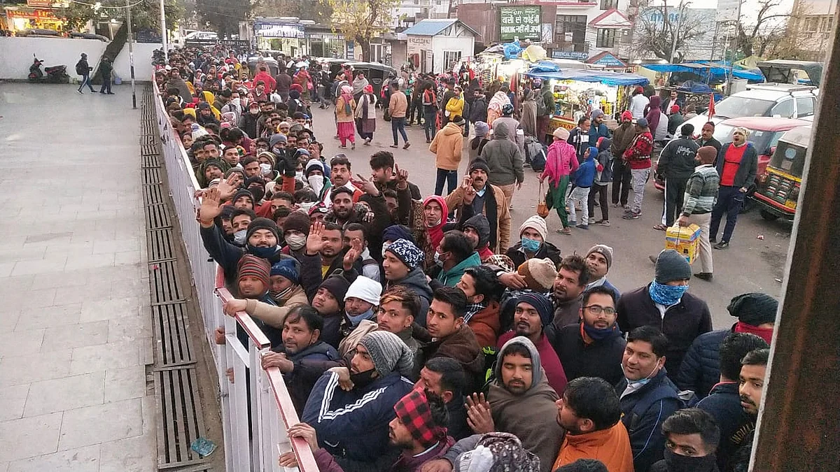 SMVD Shrine Stampede | Compensate families of dead, injured: Positive Kashmir