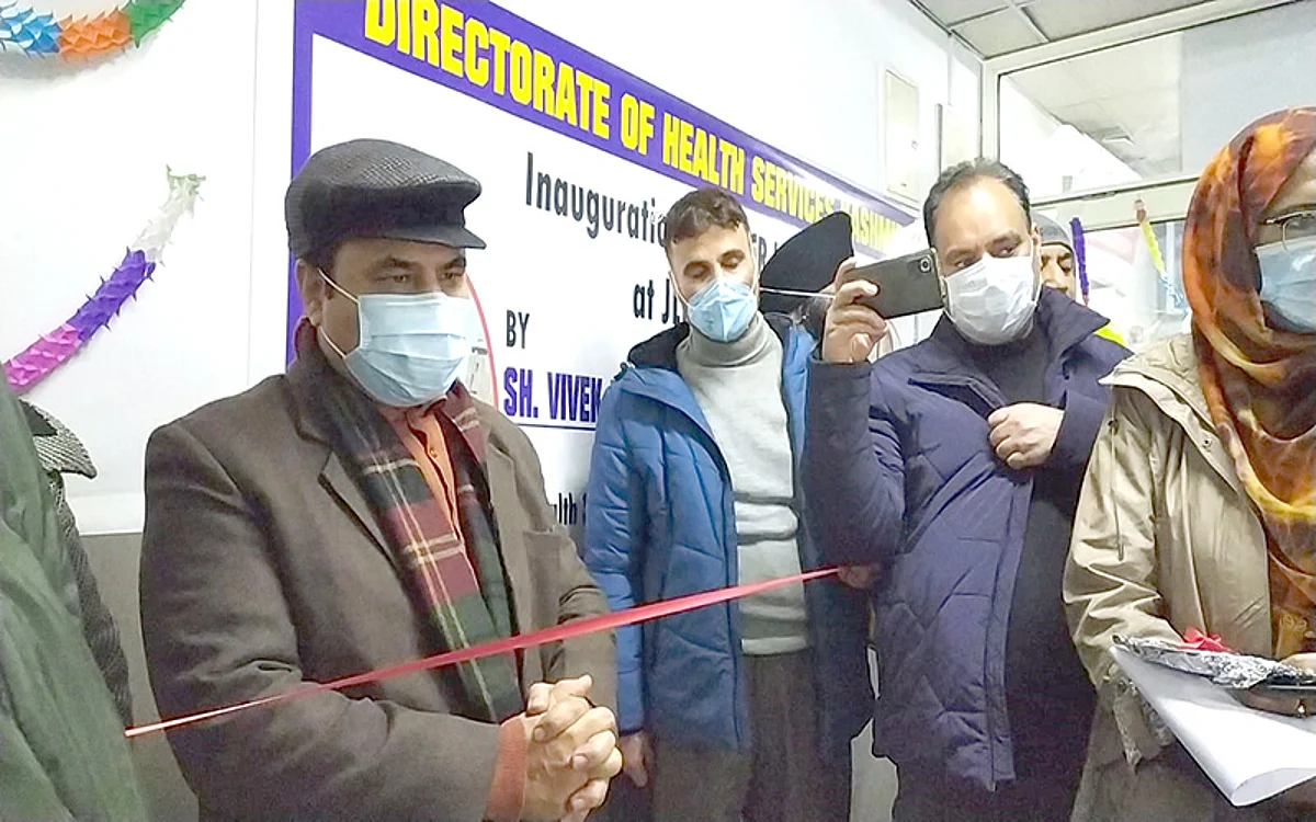 Add’l CS Bharadvaj e-inaugurates 3 RTPCR labs for Kashmir
