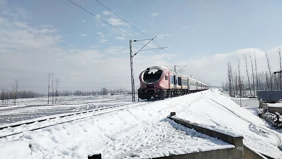 Banihal-Kashmir railway service resumed operations with the considerable improvement in weather in the valley on Sunday January 9, 2022.