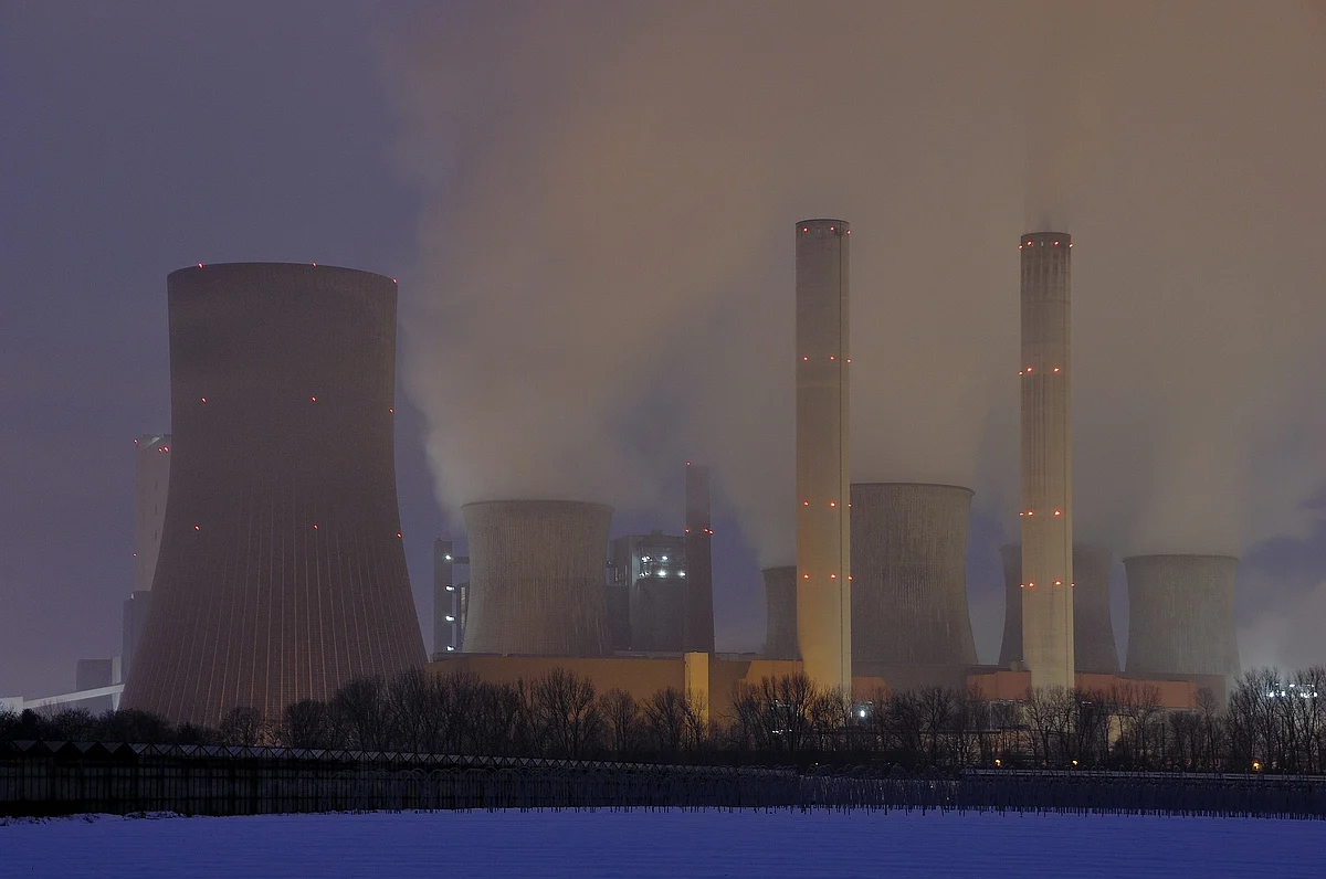 India, Pakistan exchange list of nuclear installations