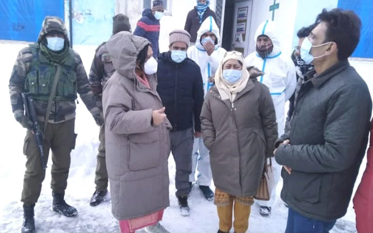 Ensure tourists don’t face any inconvenience in Sonamarg: DC Ganderbal