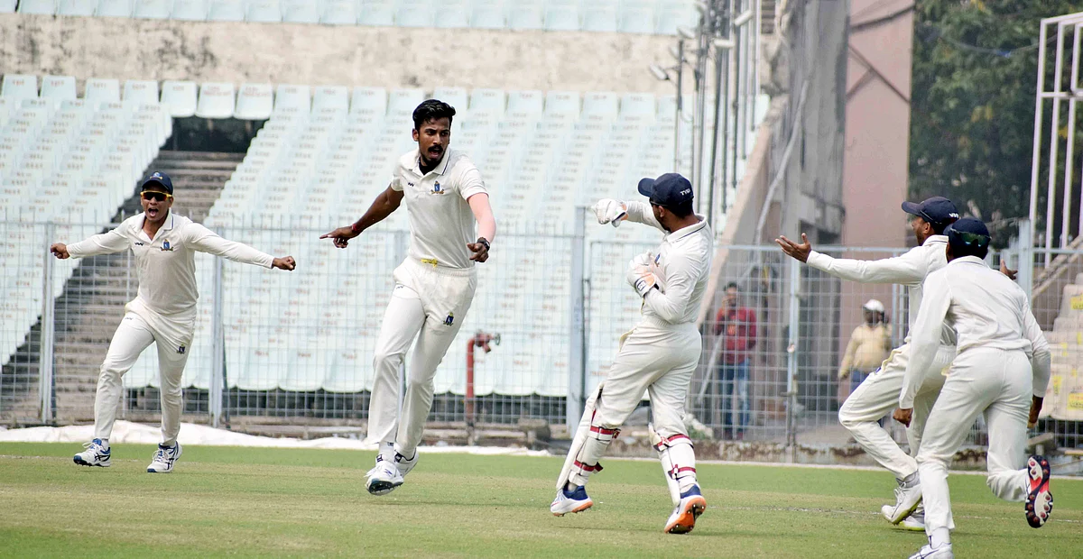RANJI TROPHY | J&K bundled out for 93 runs against Karnataka