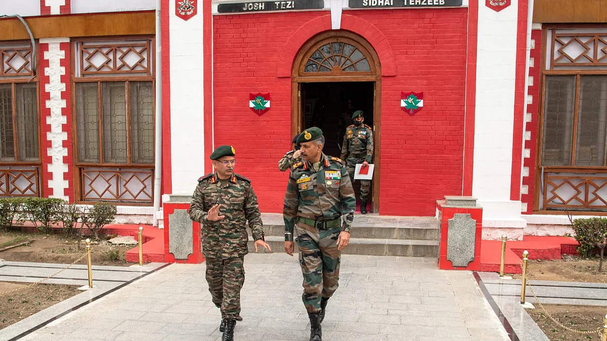 The Northern Army Commander Lt Gen Upendra Dwivedi reviewed the security situation in Kashmir during his three-day visit to the valley which ended on Wednesday.