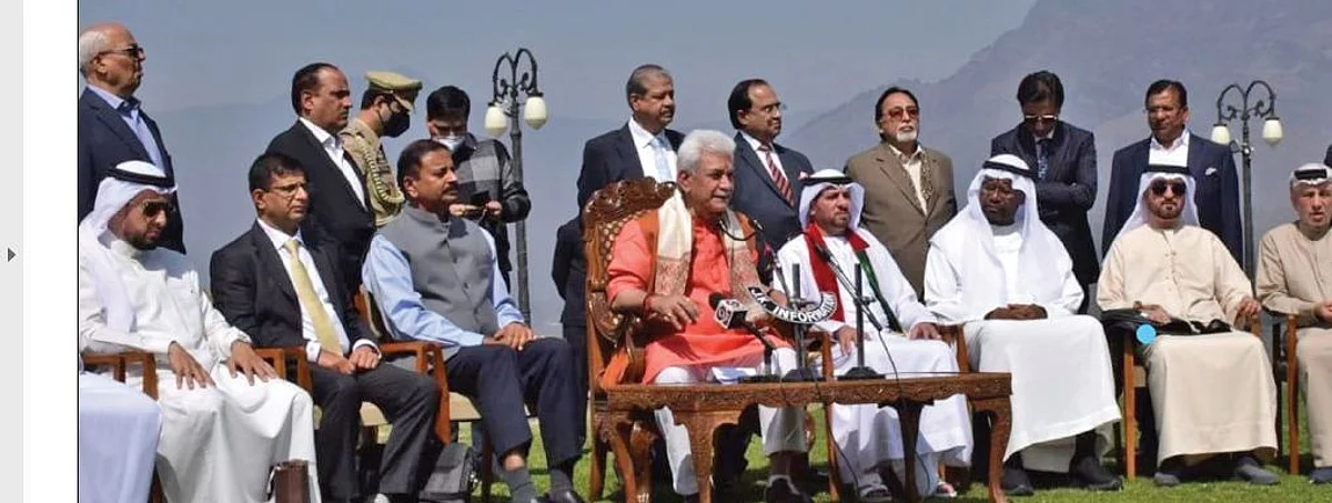 The Lt Governor said that the visit of CEOs of top companies, entrepreneurs, start-up representatives, exporters in J&K is an expression of confidence of the industry leaders in the potential for business cooperation between J&K and Gulf countries.