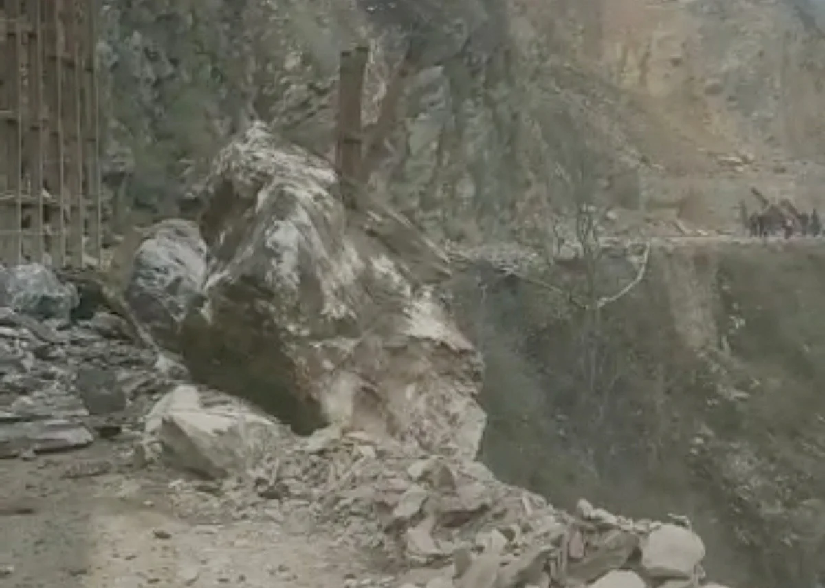 Vehicular traffic on the Jammu-Srinagar highway was halted on Thursday affer a landslide at Chamalwas area of Banihal in J&K's Ramban district.