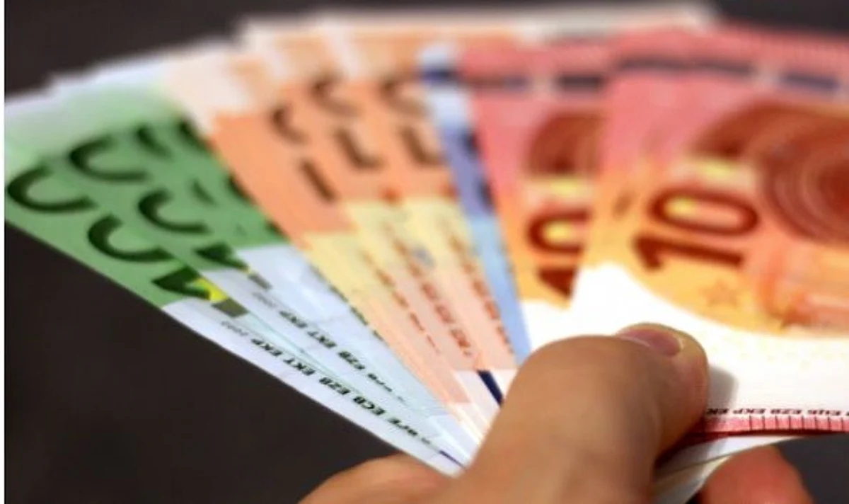 Story of ‘hot money’