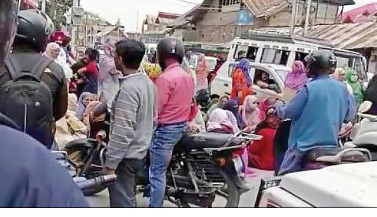 Chanapora residents protest installation of Smart Meters