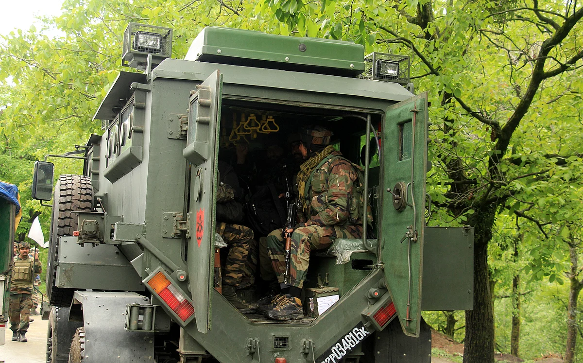 Pakistani LeT militant Haider, his local associate trapped in Kulgam: IGP Kashmir