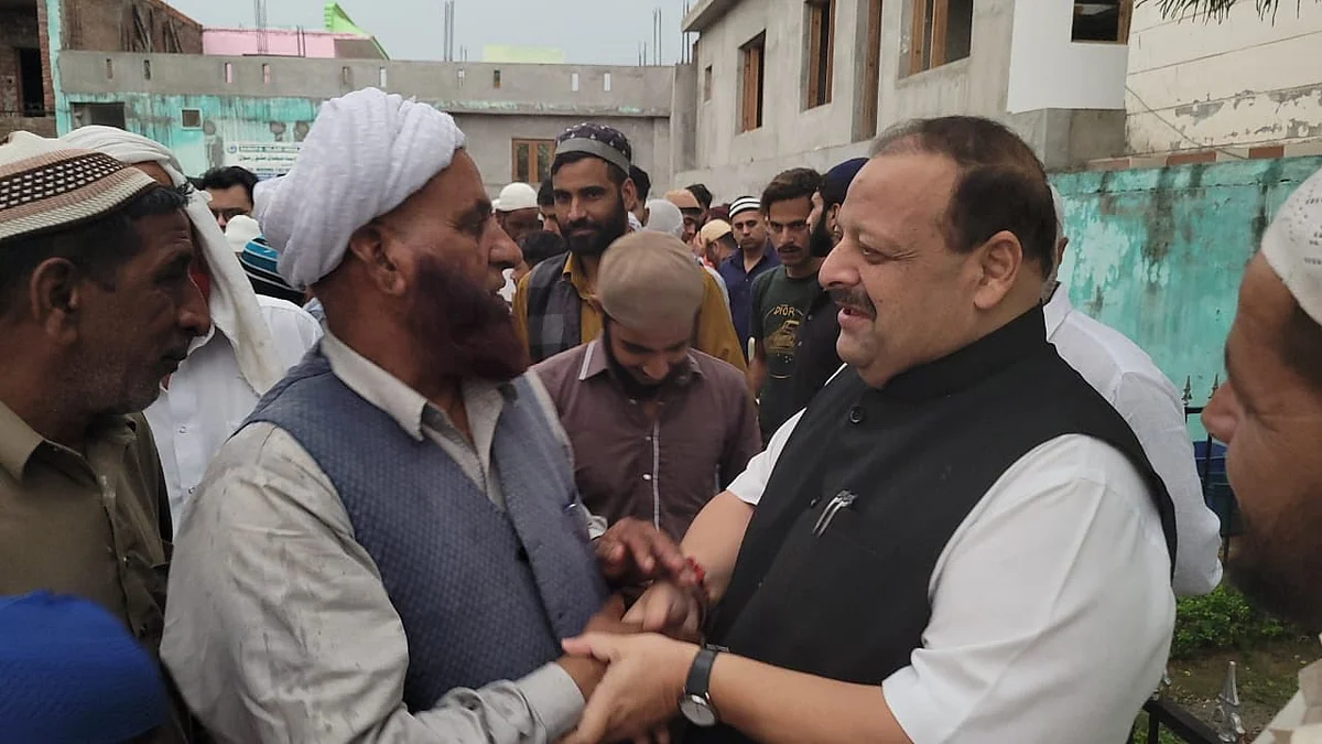 Devender Rana visits Sidhra mosque, greets people on Eid-ul-Fitr