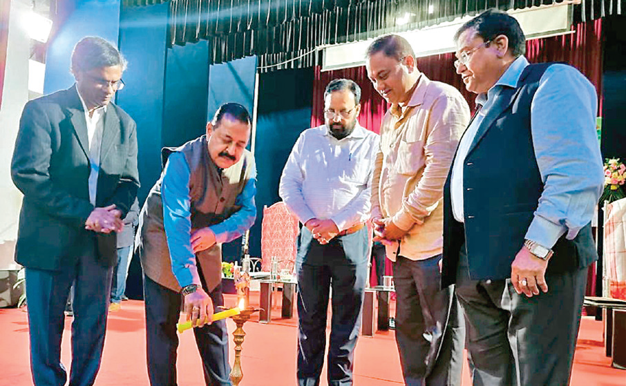 Dr Jitendra calls for sustainable startups with indigenous innovation
