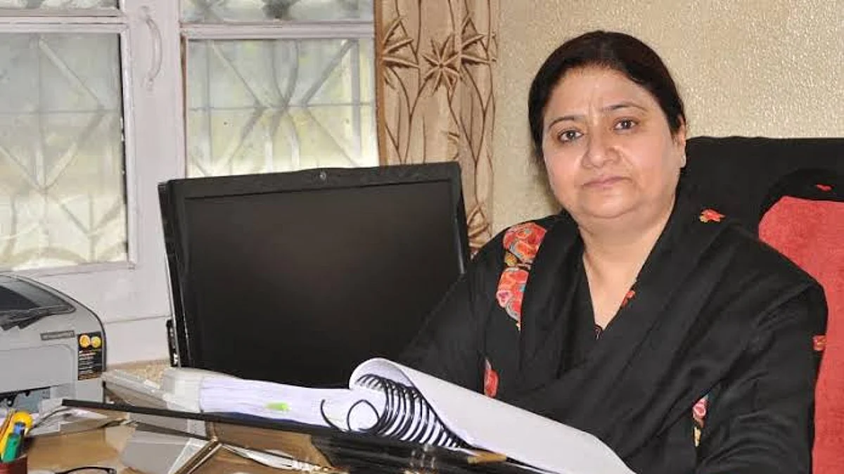 KU VC chairs high-level meeting on examination reforms