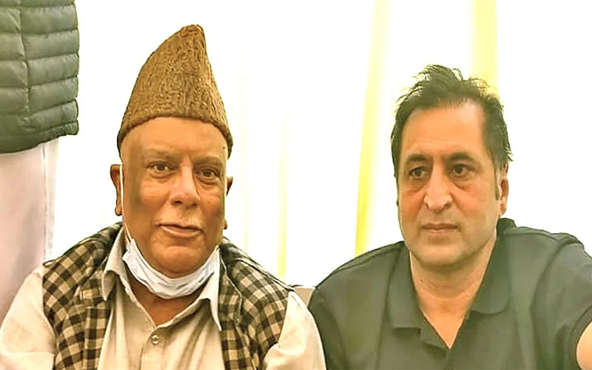 Sajad Lone visits Khursheed Alam's residence