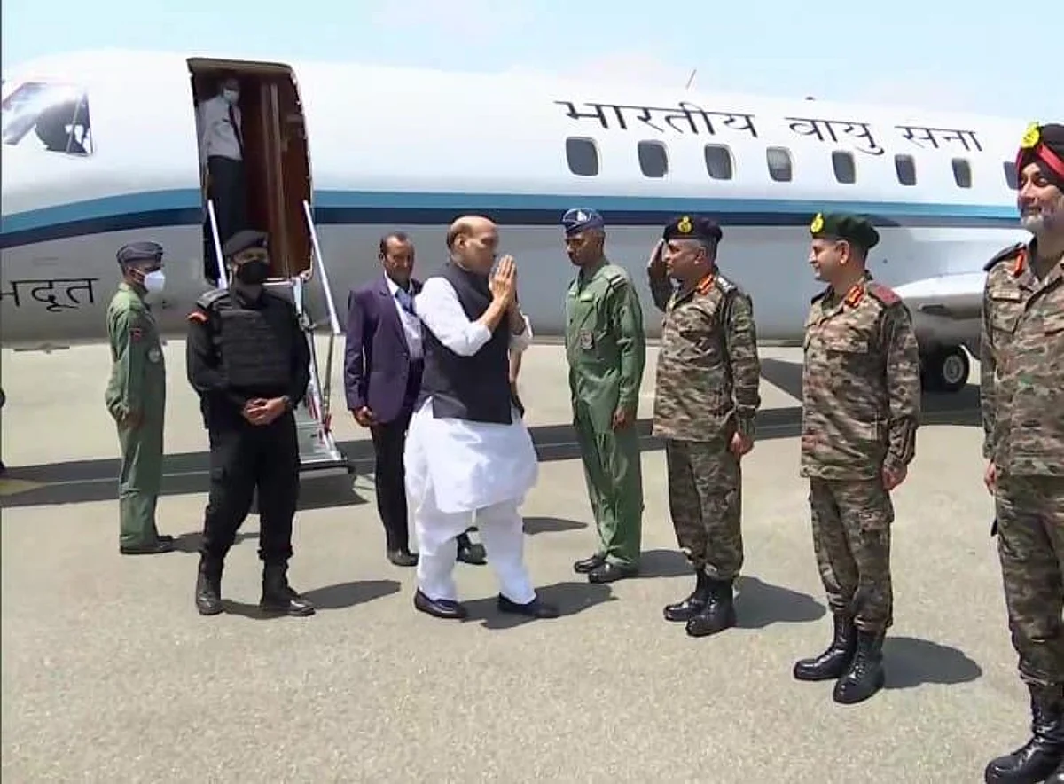 Rajnath Singh arrives in Srinagar on two-day J&K visit