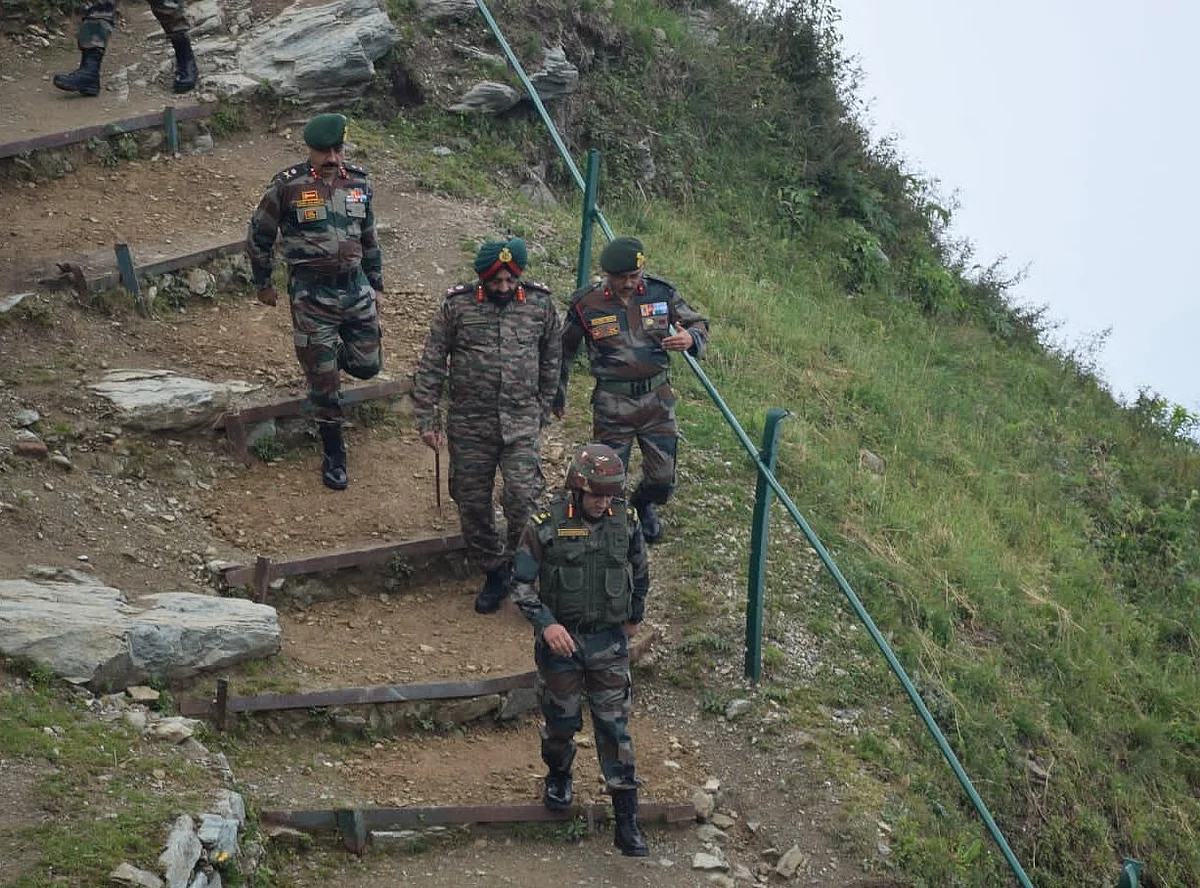 He took a detailed review of the overall security scenario and the prevailing situation on the LoC.