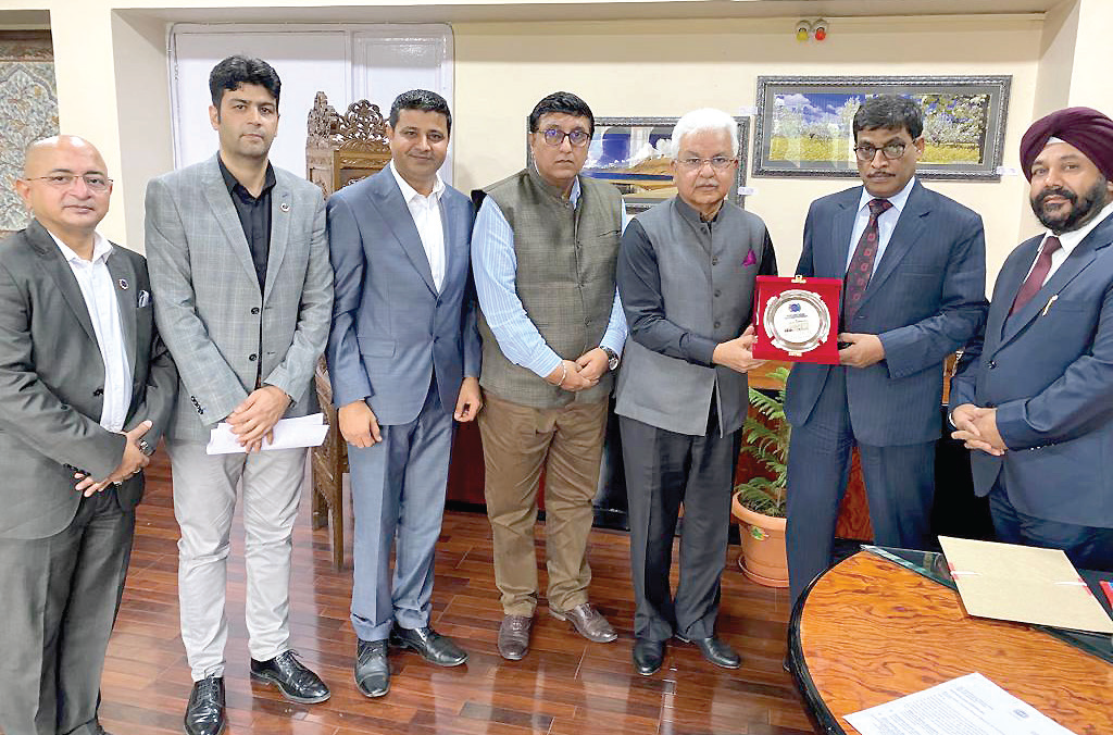 PHDCCI delegation calls on Chief Secretary