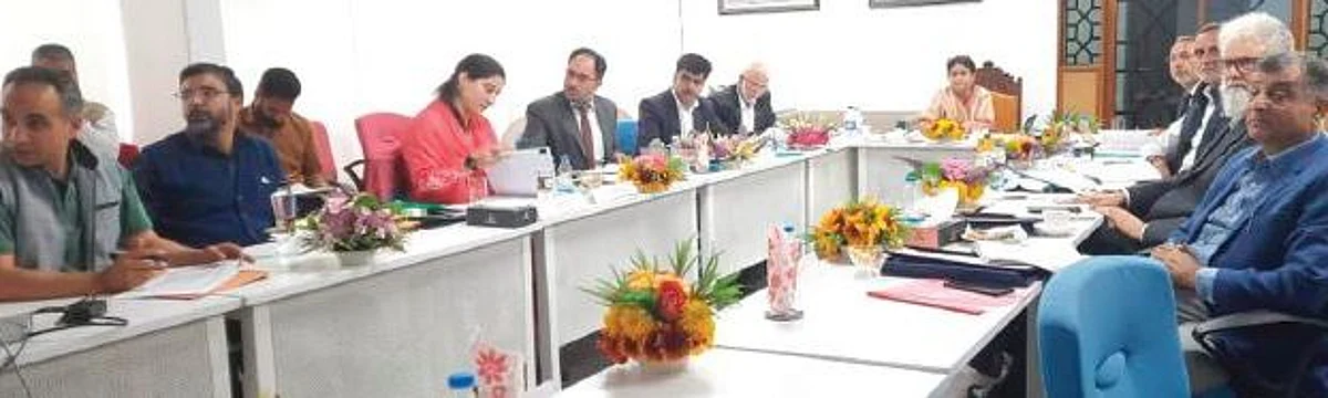 KU VC stresses on promoting outcome-based spending