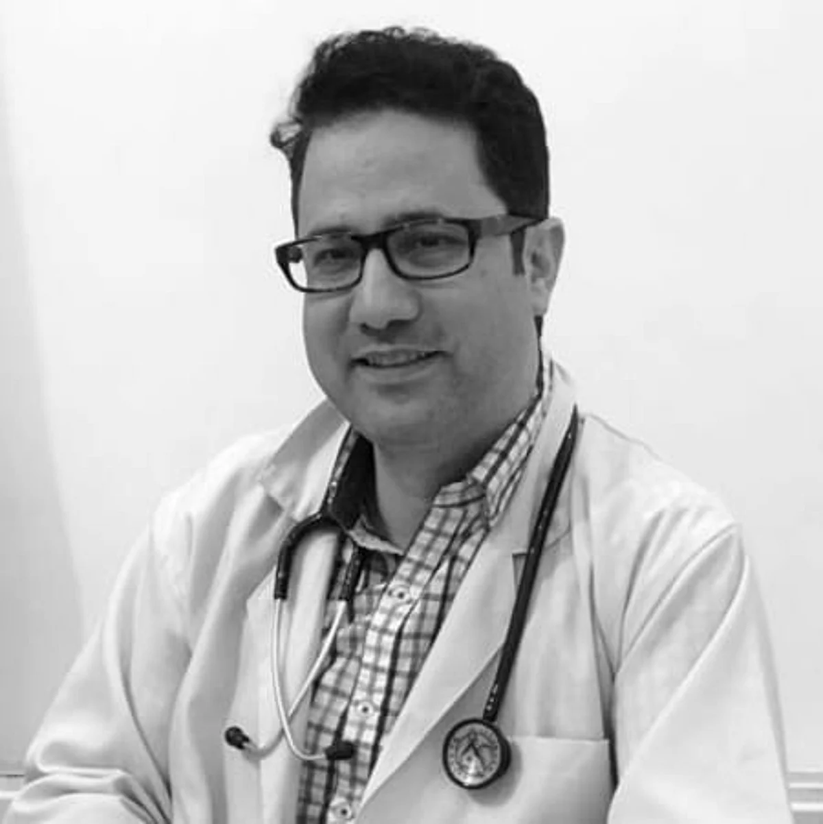 Critical Care Specialist Dr Showkat Ahmad Shah