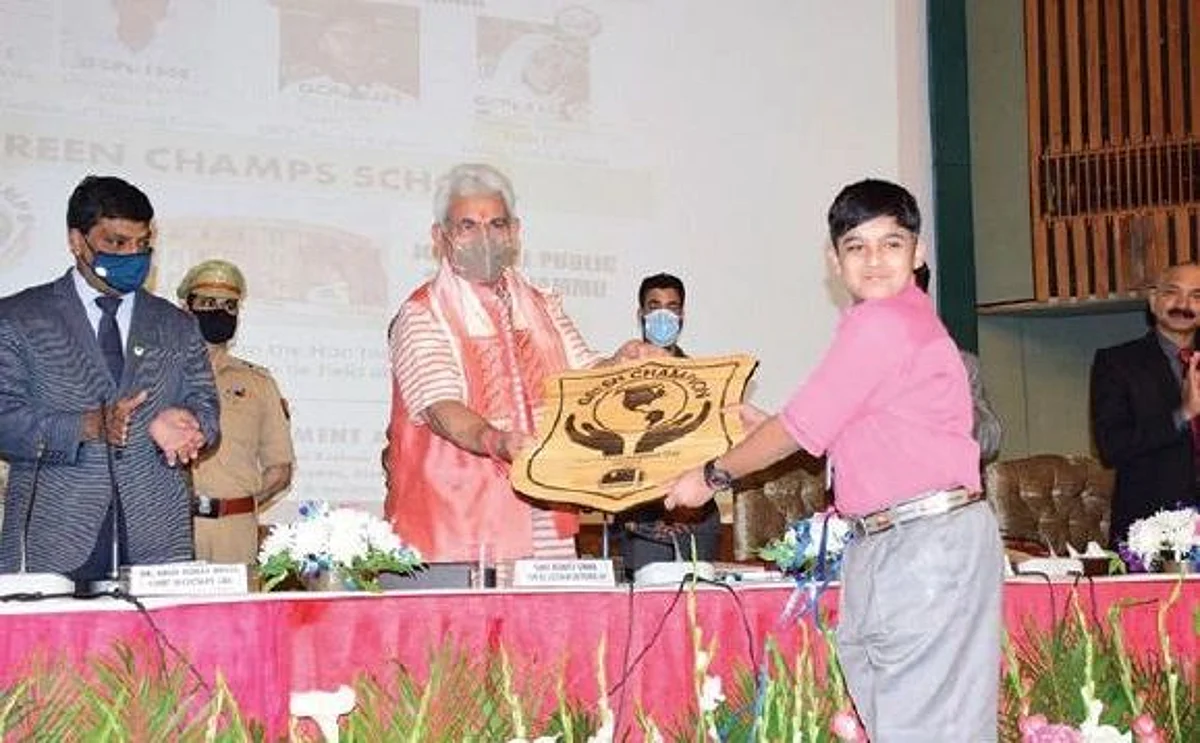Jodhamal School Jammu wins environment award