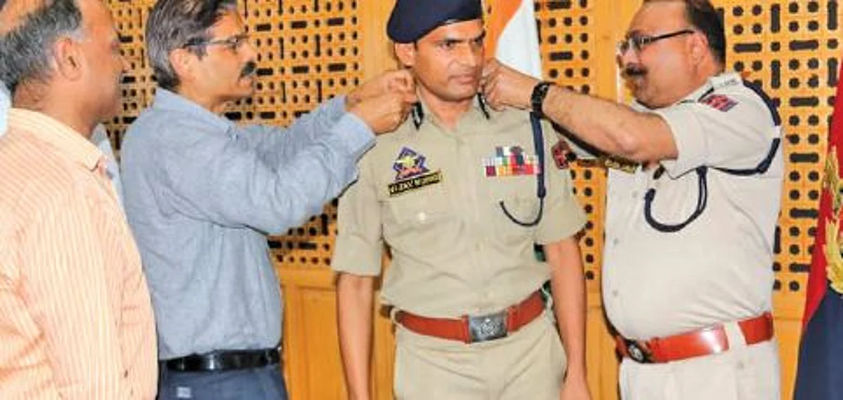 The DGP and all other senior officers present on the occasion congratulated the officers and their families and wished them good luck for the future.