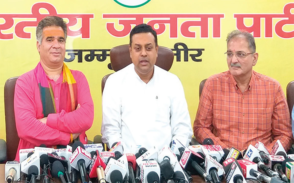 Hoist tricolor on every house, institute in Jammu: Sambit Patra