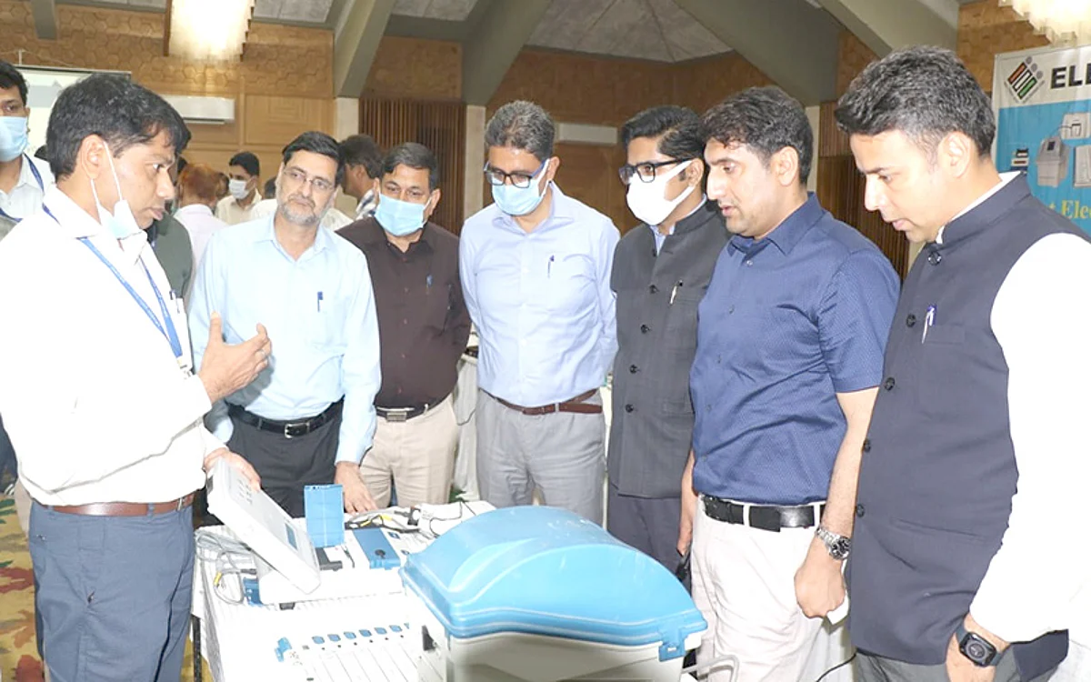 FLC of EVM, VVPAT | ECI organises day-long workshop in Srinagar