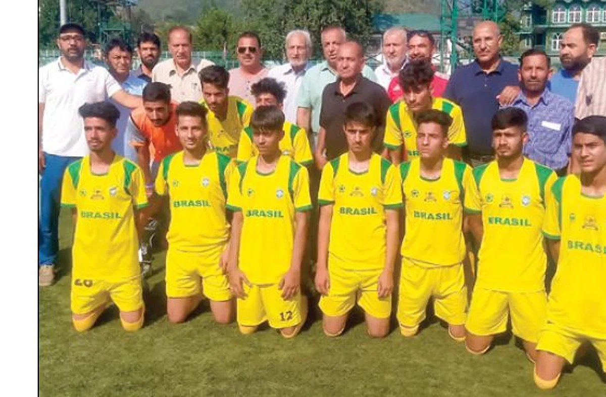 The teams were introduced to one of the senior members of the J&K Football Association S A Hameed who was the chief guest on the occasion.
