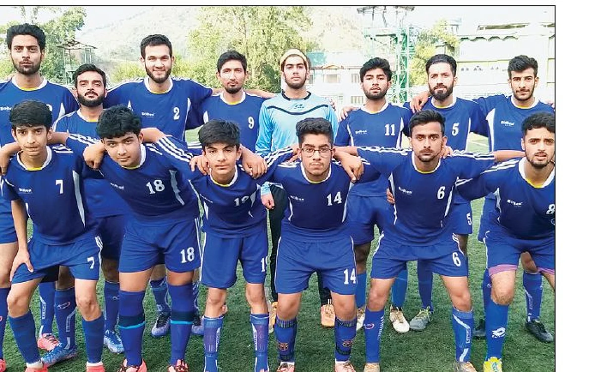 In the second half, Anus scored the second goal for Majeed Bagh FC which turned out to be the decisive goal.