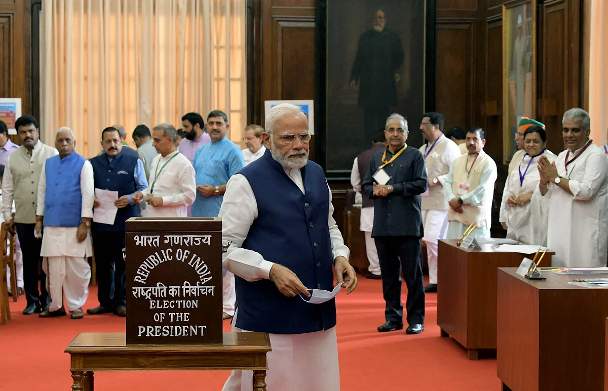 Speaking to reporters, Modi said Parliament functions and takes best decisions with everyone's 'prayaas' (efforts) and urged parliamentarians to make full use of this session in national interest.