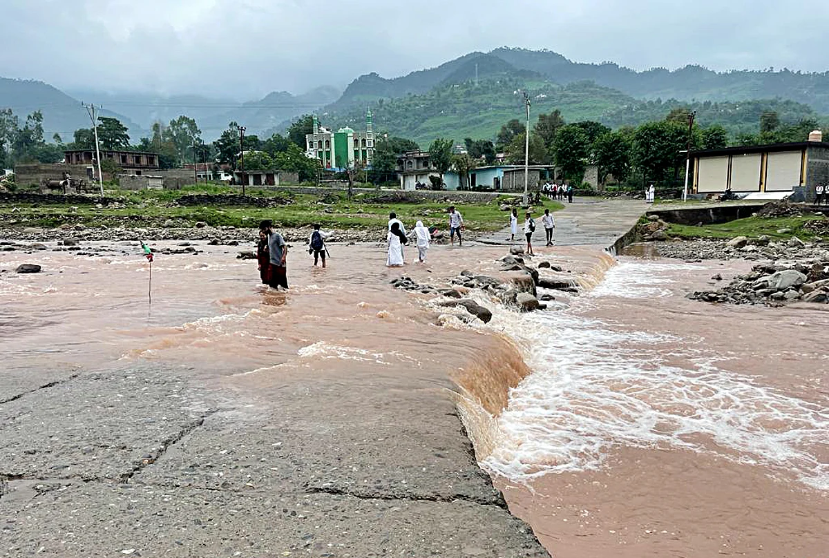 Many roads in Rajouri district remained closed for hours on Thursday due to landslides.