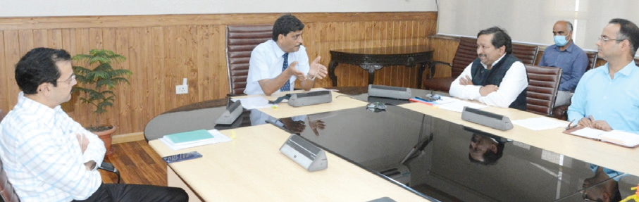 The meeting was attended by Additional Chief Secretary Finance, Principal Secretary Housing & Urban Development Department, and other officers.