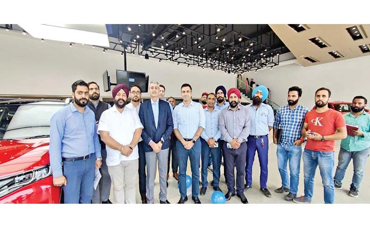 Maruti Suzuki launches new Brezza