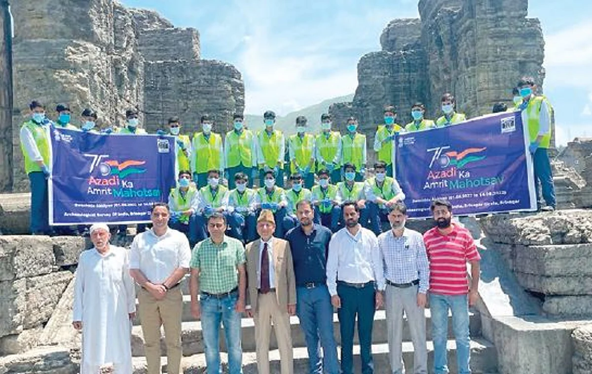 The programmes was conducted under the supervision of Sh. Gowhar Ahmad Khan , Assistant Superintending Archaeological Engineer ASI Srinagar Circle with the assistance of Junaid Ahmad Khan, Conservation Assistant and other staff members of the ASI Srinagar Circle.