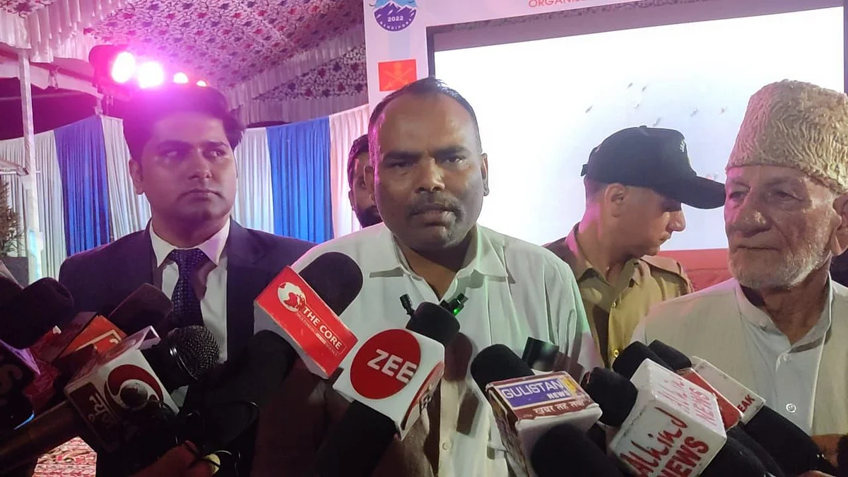 Divisional Commissioner Kashmir, PK Pole