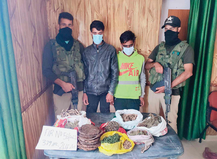 The apprehended persons have been identified as Aamir Hussain Sheikh son of Khak Hussain Sheikh and Sadiq Ahmad Khandil son of Mohd Ashrif Khandil both residents of New Gabra Karnah.