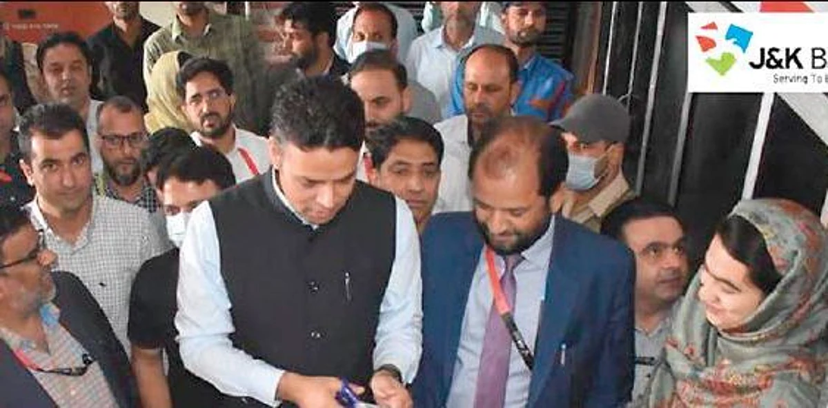 J&K Bank throws open its new premises in Kulgam