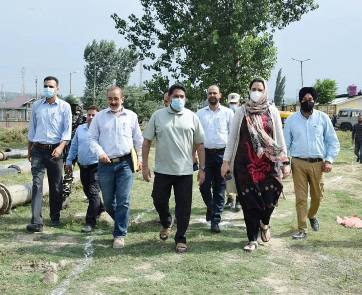 On the occasion, Deputy Commissioner Baramulla, Dr. Syed Sehrish Asgar briefed the Principal Secretary about progress achieved in the implementation of JJM adding that various initiatives have been taken to achieve saturation in this regard.