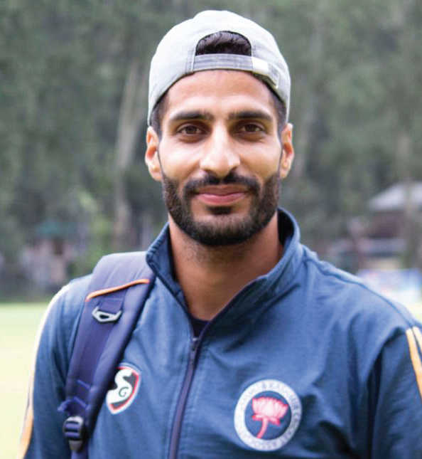 Despite a strong batting performance in the second inning, Kashmir's team suffered from the first-inning collapse, which prevented them from ever getting back into the game.