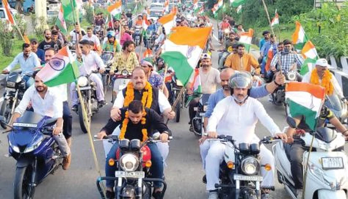 He said that the 75 Independence Day reminds the compatriots of the supreme sacrifices of freedom fighters to break the shackles of the British.