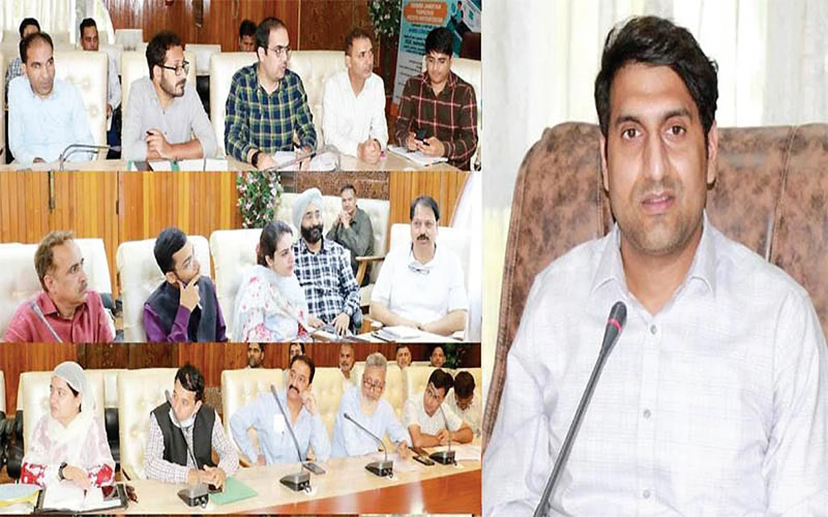 DC Srinagar resolves land acquisition issues of various Power Sector projects