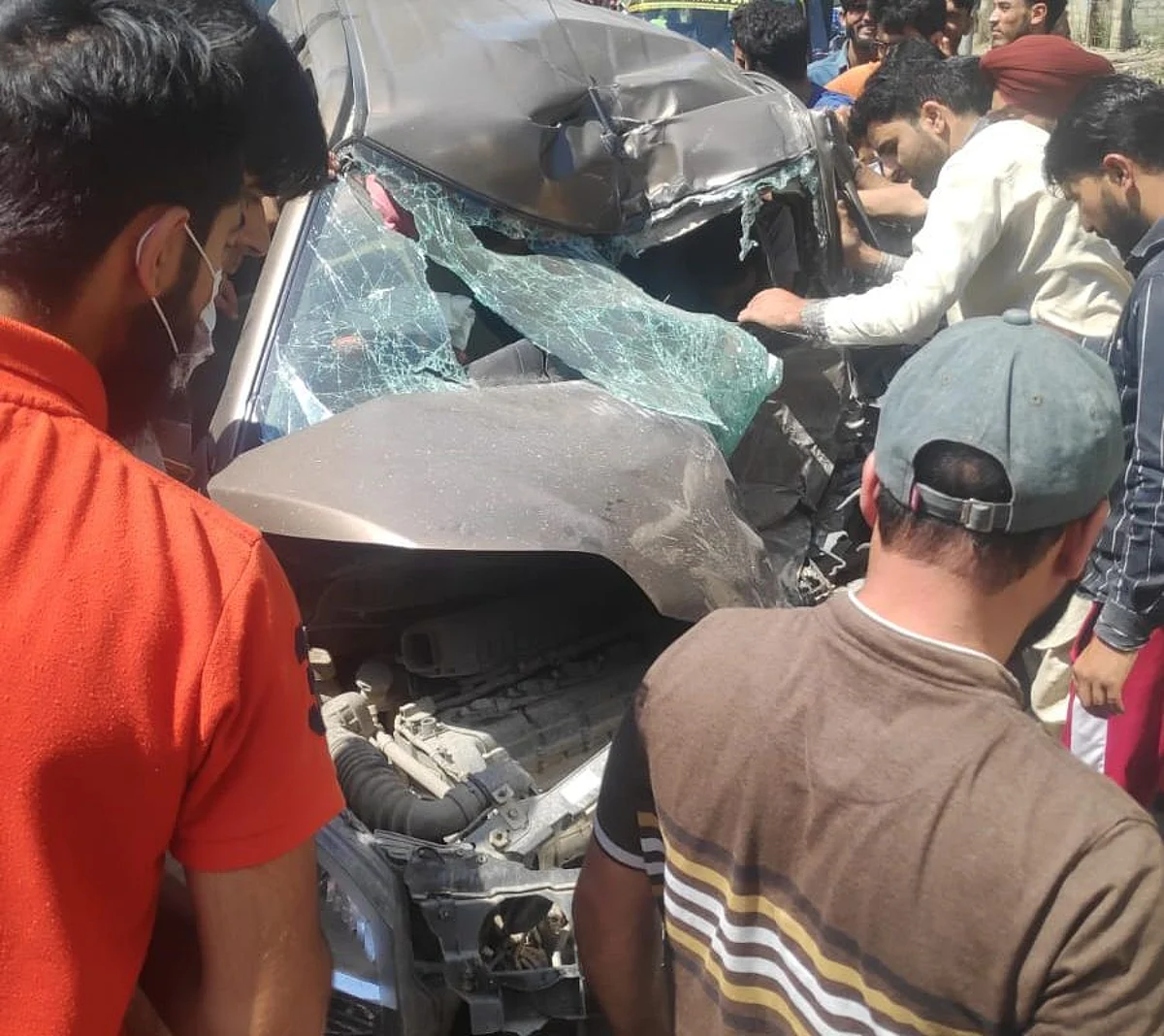 The accident led to critical injuries to all five persons travelling in the car.