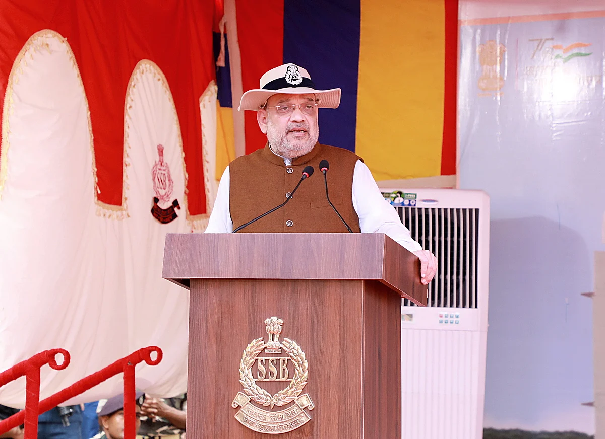 Union Home Minister Amit Shah addresses the inauguration of five Border Outposts of ‘Sashastra Seema Bal’, at BOP Fatehpur, in Kishanganj on Saturday.