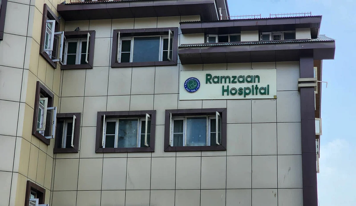 Authorities in Srinagar have sealed operation theatre and also banned surgical procedures at Ramzaan hospital in Gogji Bagh area after alleged medical negligence cases at the healthcare facility.