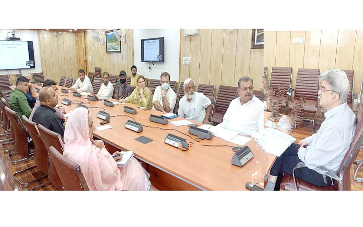 Atal Dulloo stresses on livestock insurance, census to benefit farmers