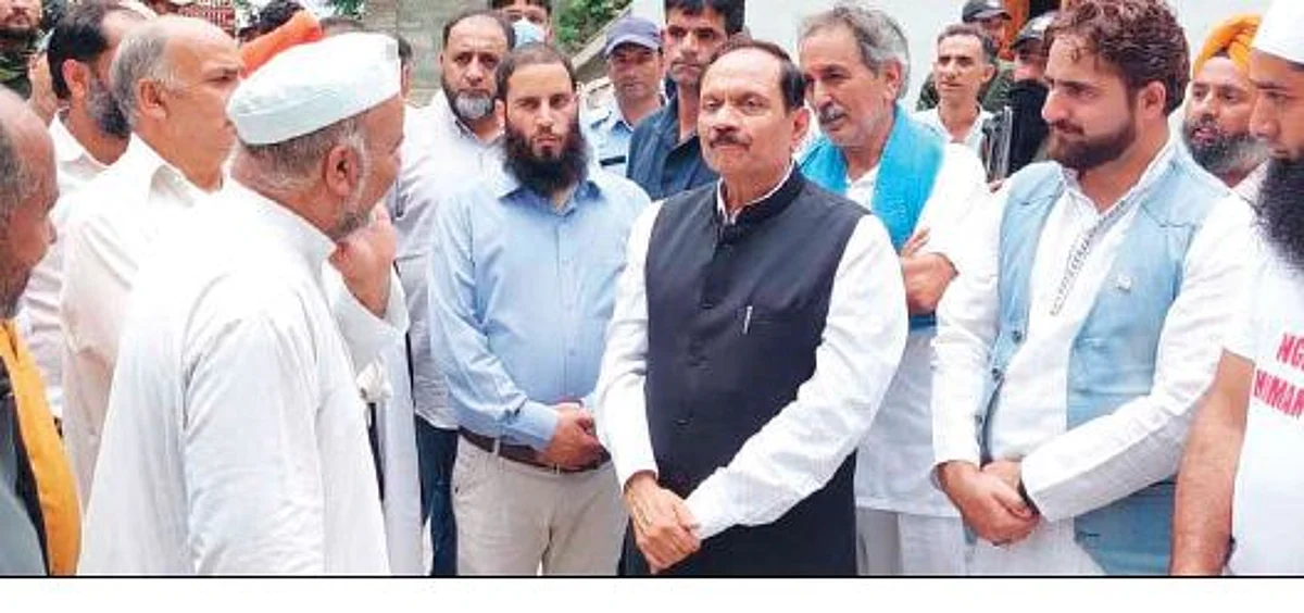 During the interaction, the PRI representatives also raised several issues and grievances pertaining to their areas before the Advisor and demanded early redressal of the same.