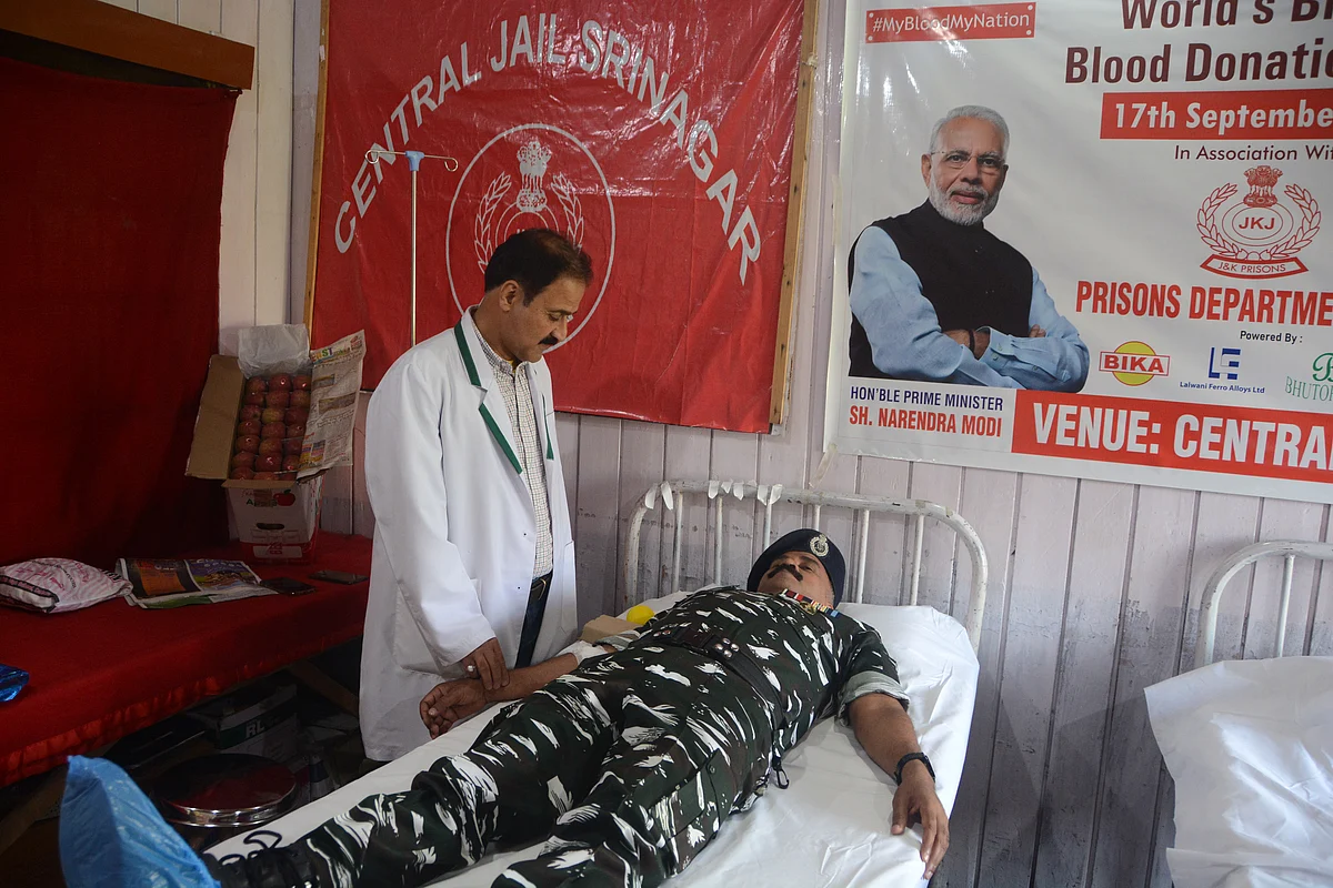 J&K Prisons Department , in collaboration with Akhil Bhartiya Terapanth Yuvak Parishad , organised blood donations camps at 13 prisons of J&K, on 17th September 2022 , on the Birthday of Prime Minister Narendra Modi to support the country wide mega blood donation drive to raise awareness about the noble cause.