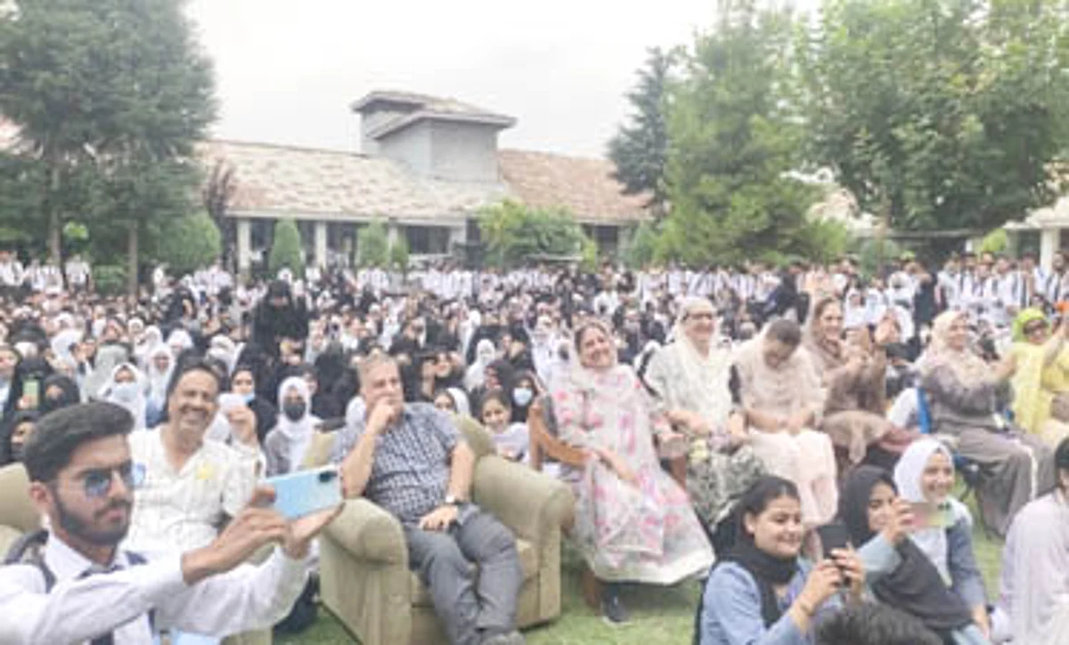 Teachers' Day celebrations continue at Islamia College