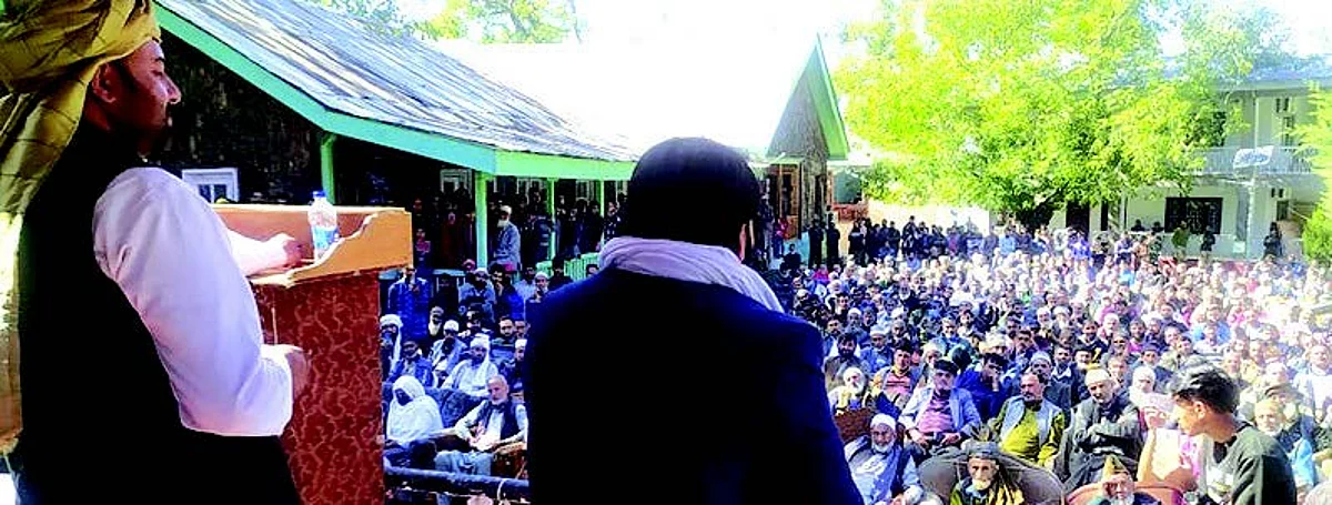 “Paharis are culturally, religiously, and linguistically a diverse group which can never be ethnically same,” said a speaker.