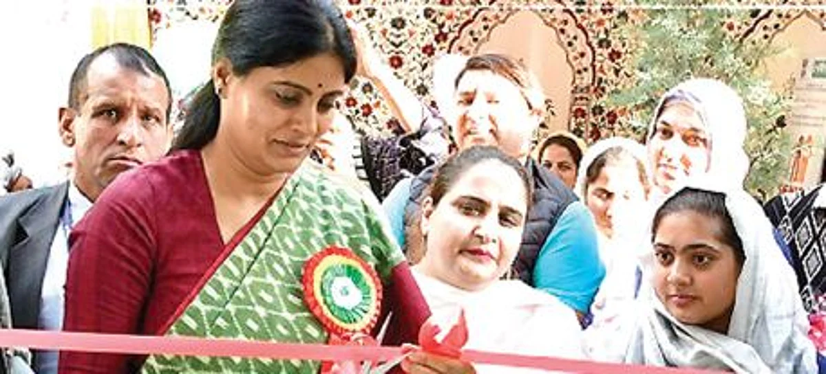 On day one, the Minister visited the old Industrial Estates Ganderbal where she was briefed about the functioning of an industrial estate in which over 90 units are established.